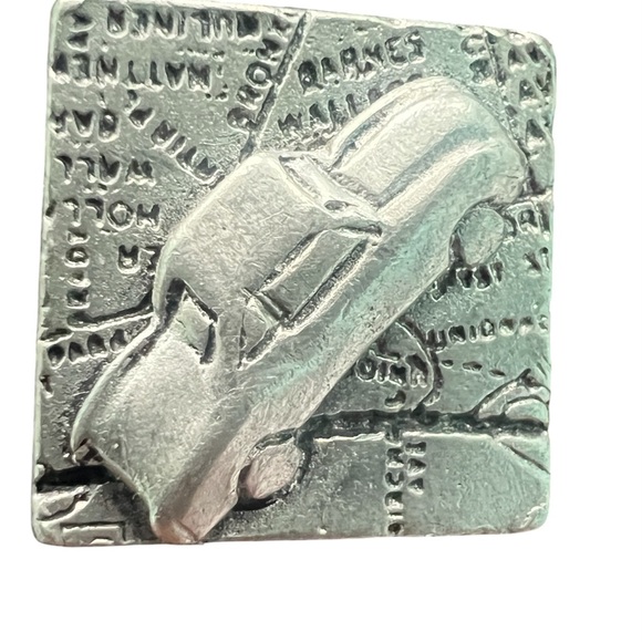 Seagull Pewter Jewelry - Vintage Seagull Pewter pin Map Road Trip Unisex Signed